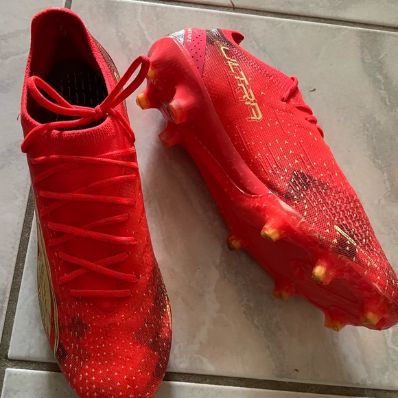 Worn once, wrong size. These are a size 10 US men’s. - Picture 2 of 3